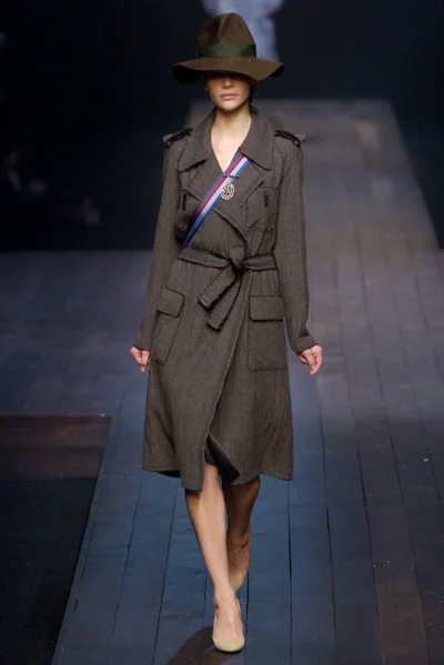 Look 15